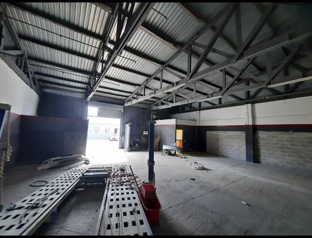 150M² WAREHOUSE TO LET IN ELSIES RIVER